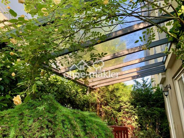 Glasüberdachte Terrasse