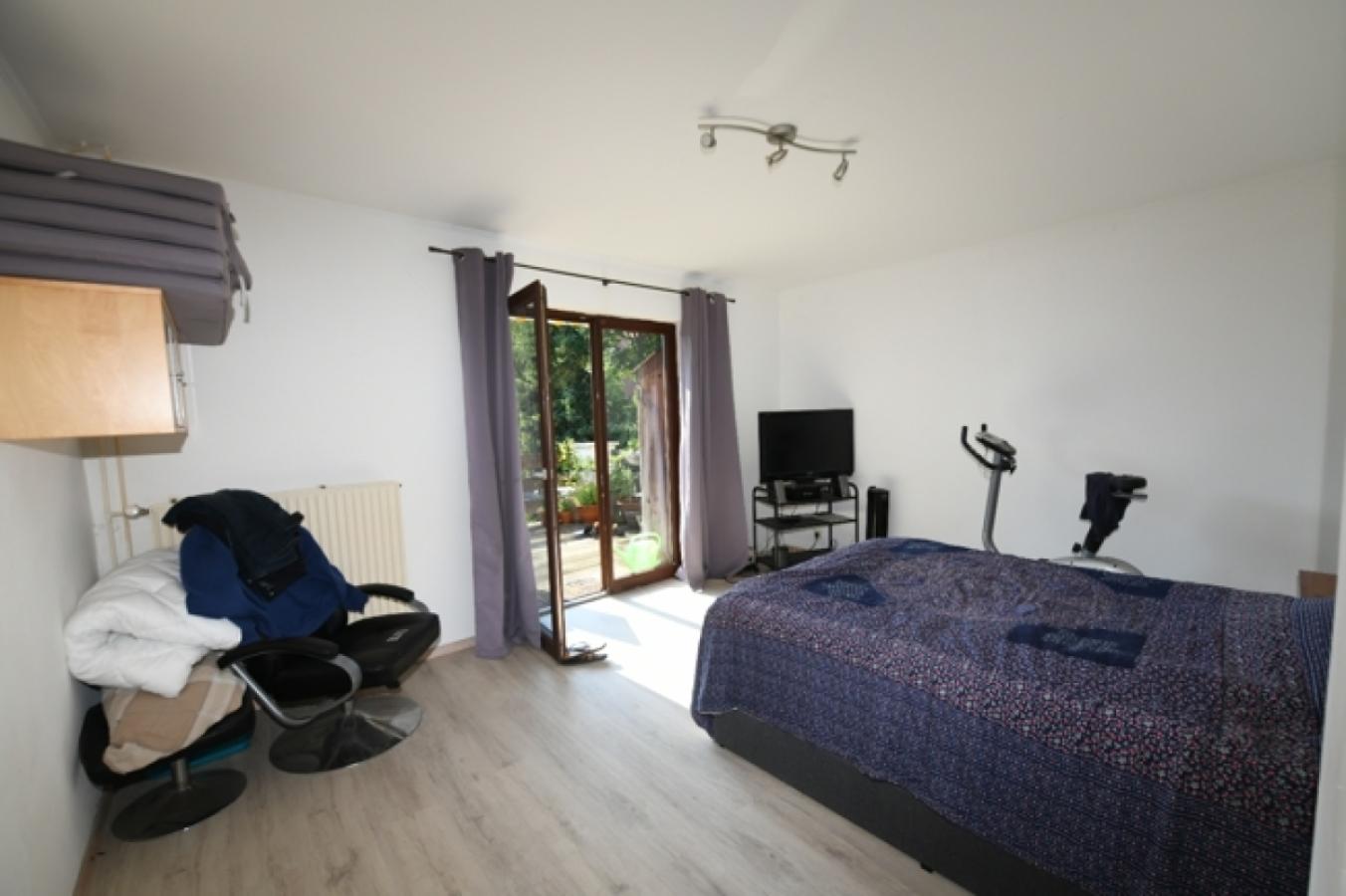 Zimmer 1 OG