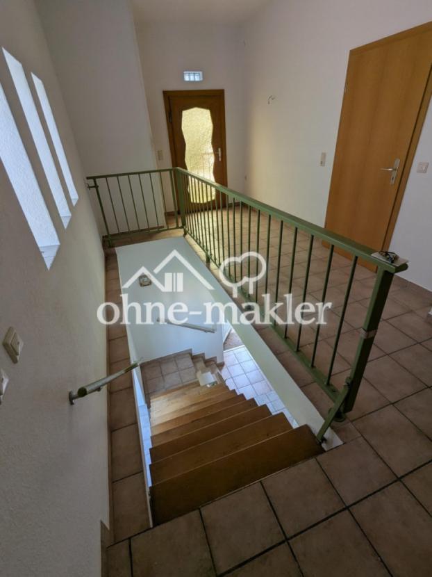Flur mit Treppe