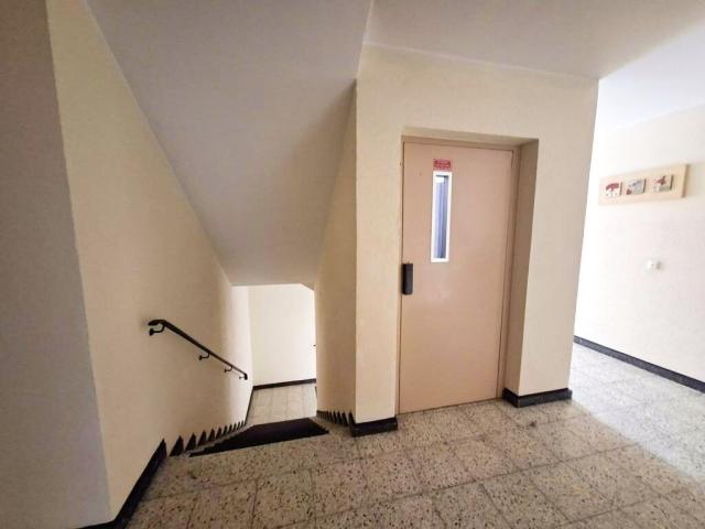Hausflur mit Aufzug