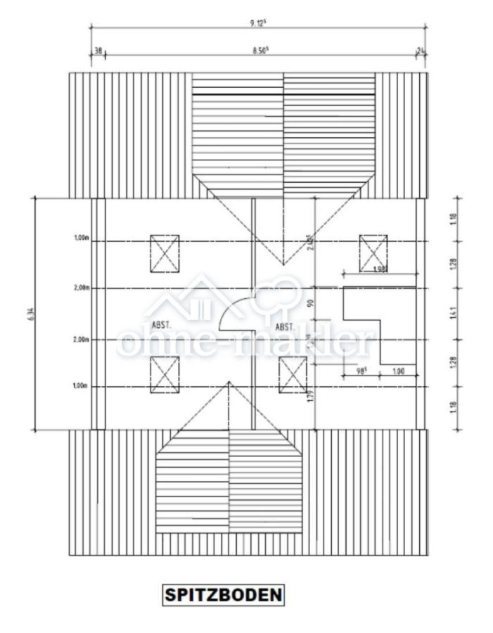 Grundriss begehbarerSpitzboden