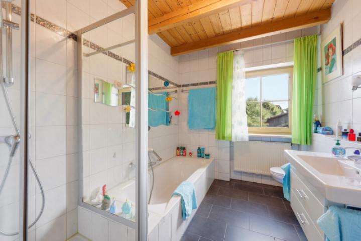 Badezimmer OG  -1