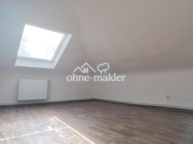 Schlaf- oder Arbeitszimmer 1