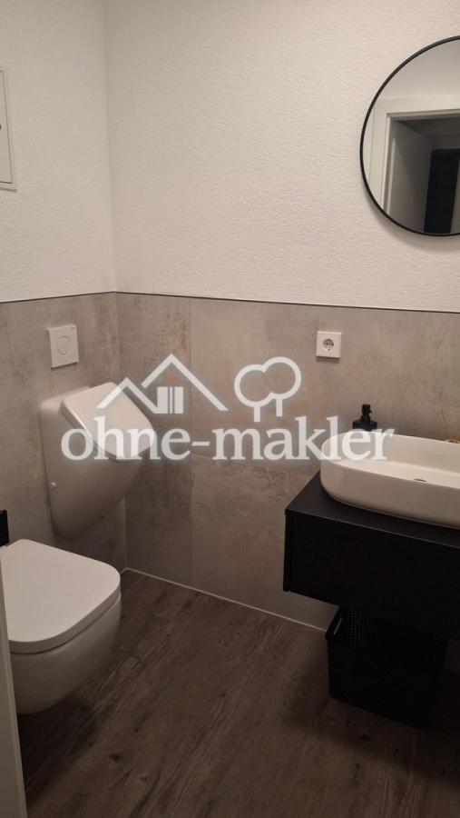 Gästetoilette mit Pissoir