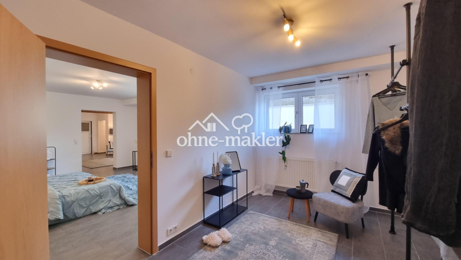 Ankleidezimmer UG