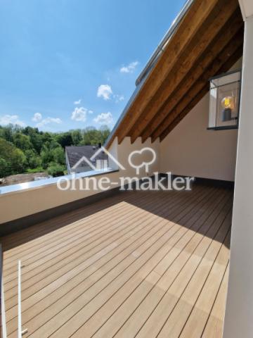teilweise überdache Loggia