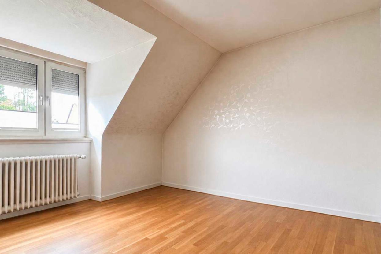 Schlafzimmer 2 DG
