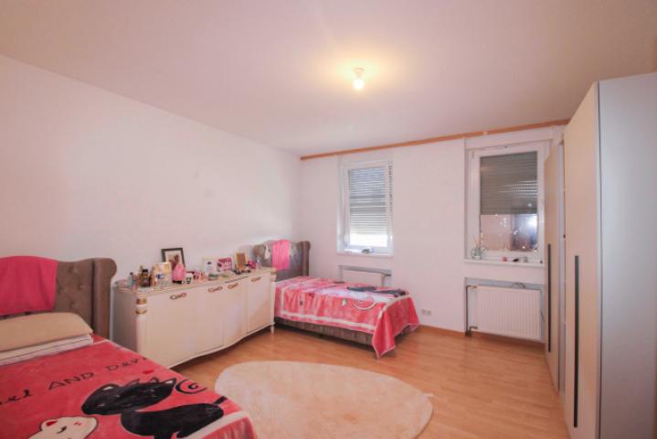 Schlafzimmer 1 EG