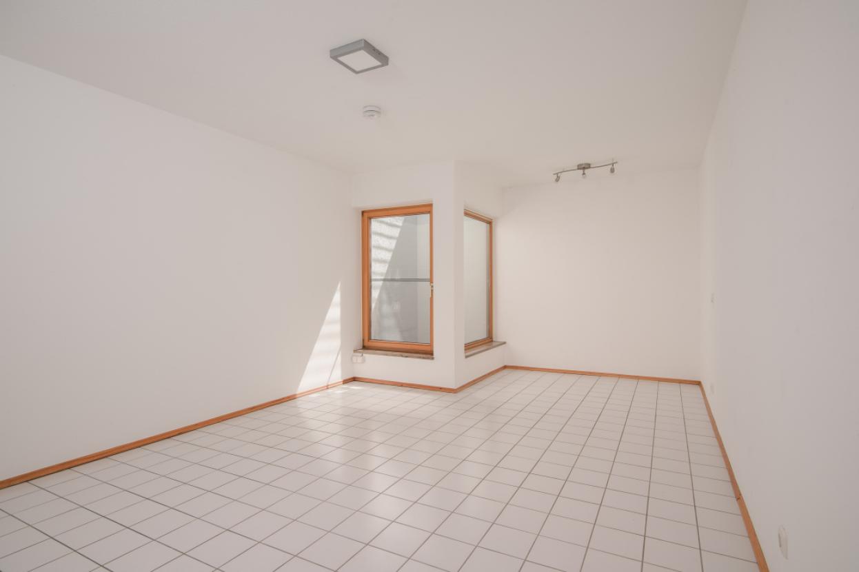 großes Zimmer UG
