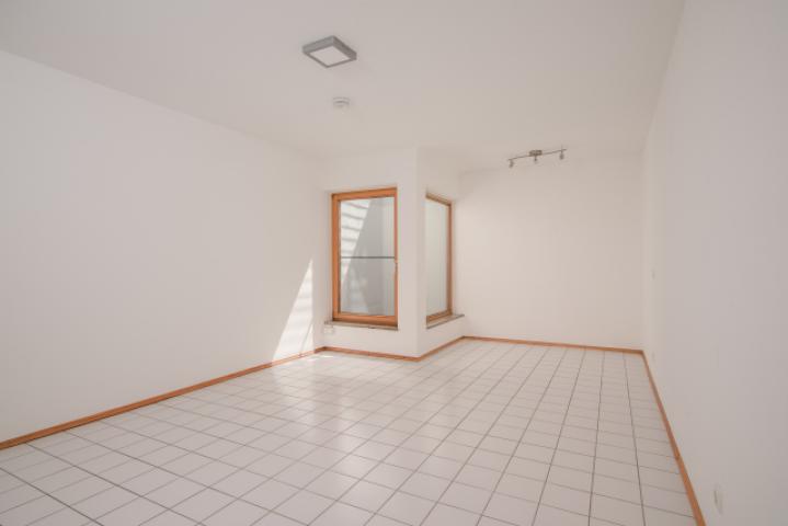 großes Zimmer UG