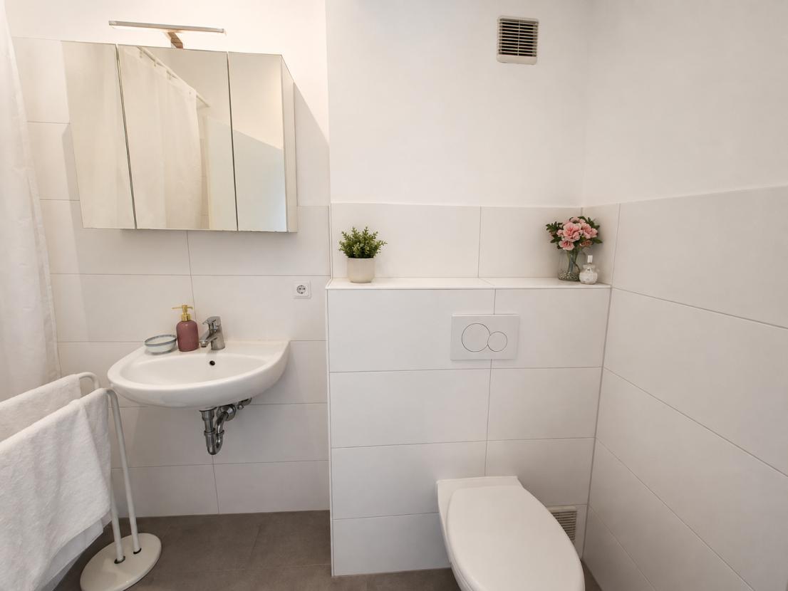 Modernisiertes Wannenbad
