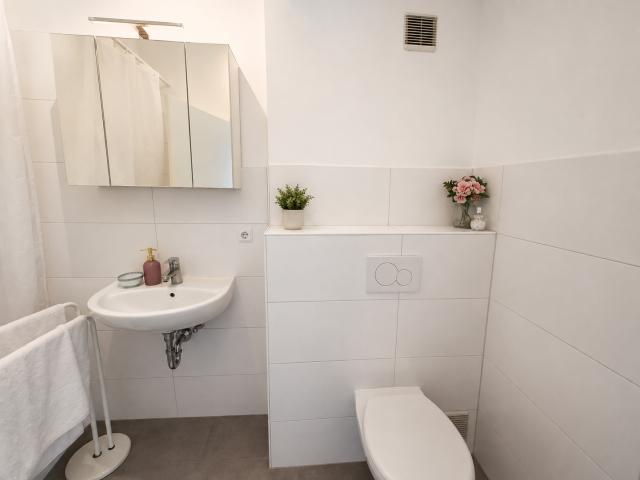 Modernisiertes Wannenbad