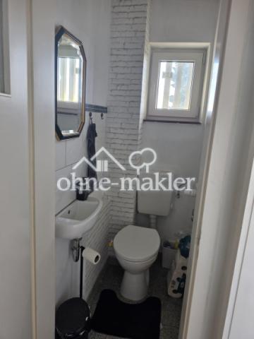 Separate Toilette