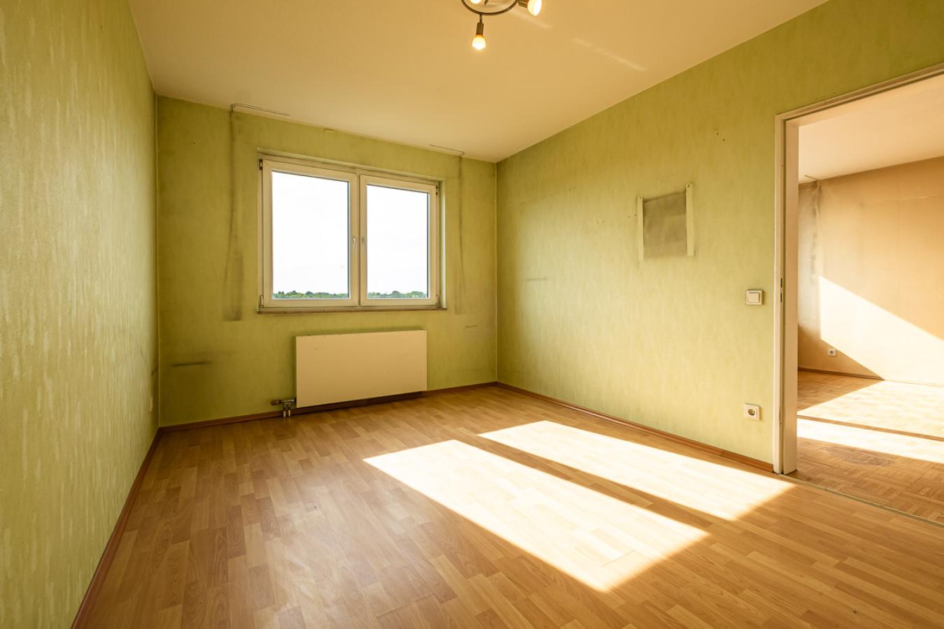 Großes Schlafzimmer