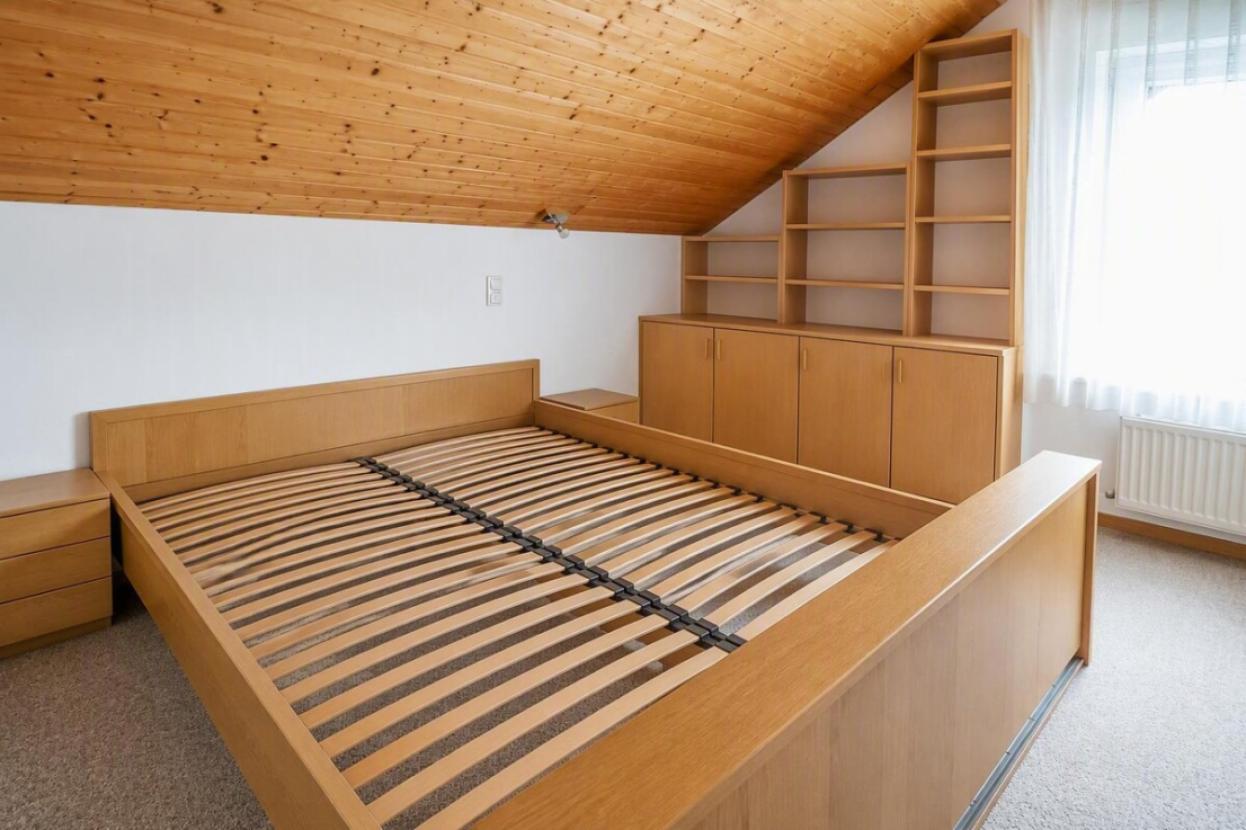 Schlafzimmer (1. DG)