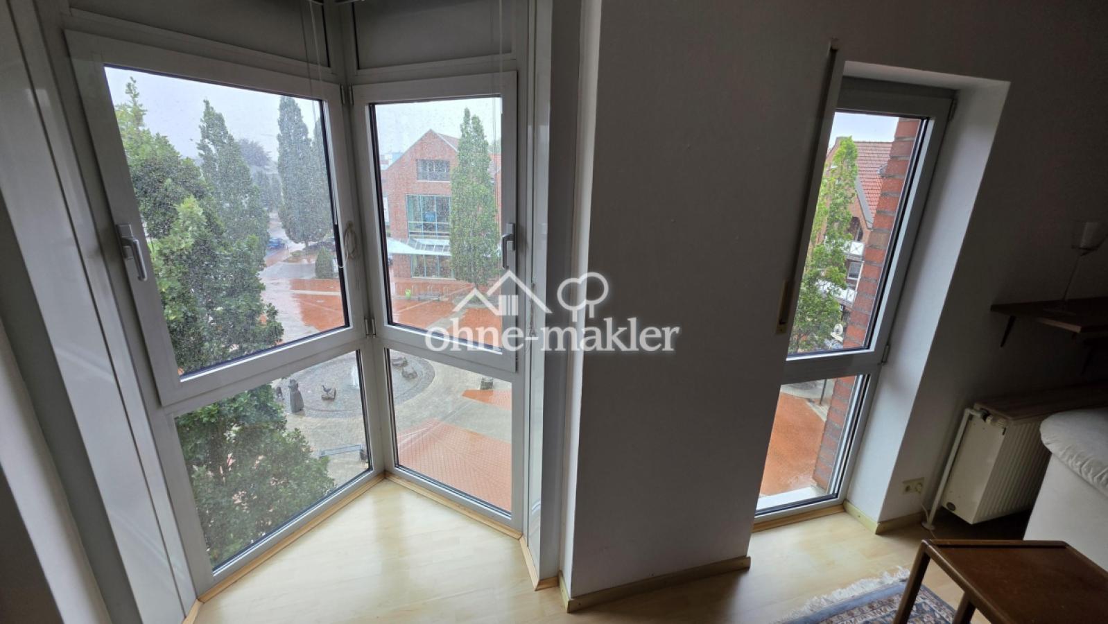 Eckfenster mit Ausblick
