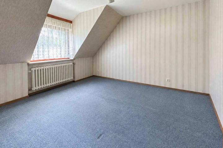 Schlafzimmer 2 - 1