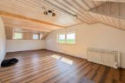 Schlafzimmer (DG)