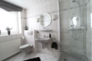 Duschbadezimmer EG
