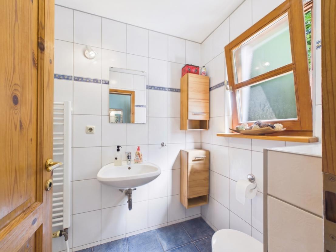 Badezimmer EG