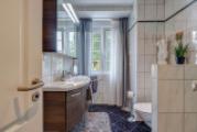 Badezimmer 2 (OG)