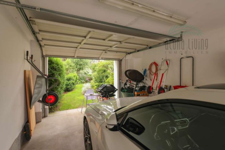 Garage 2