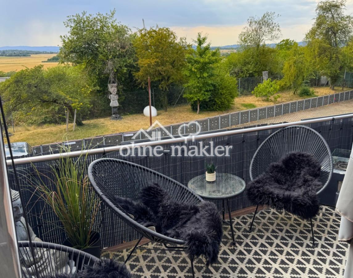 Balkon mit Blick auf Wsb.