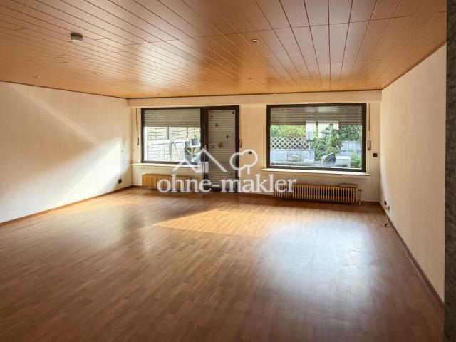 Wohnzimmer im EG (Ansicht 1)