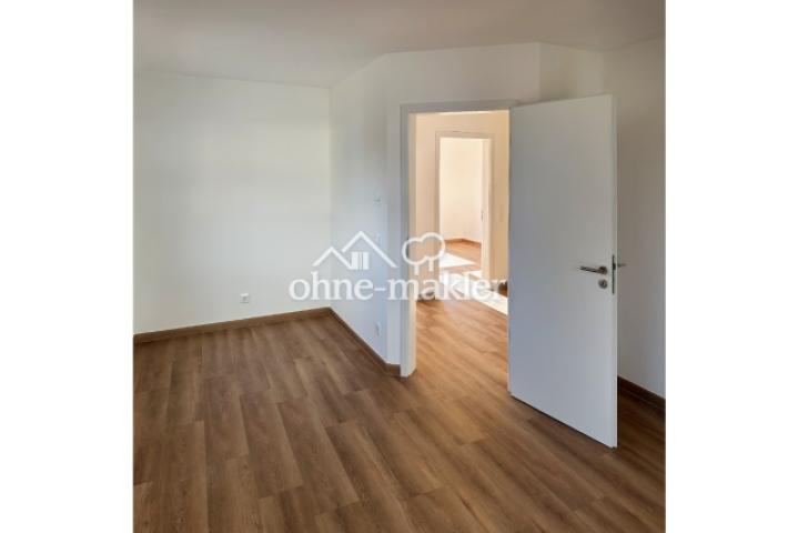 Schlafzimmer mit Ankleide