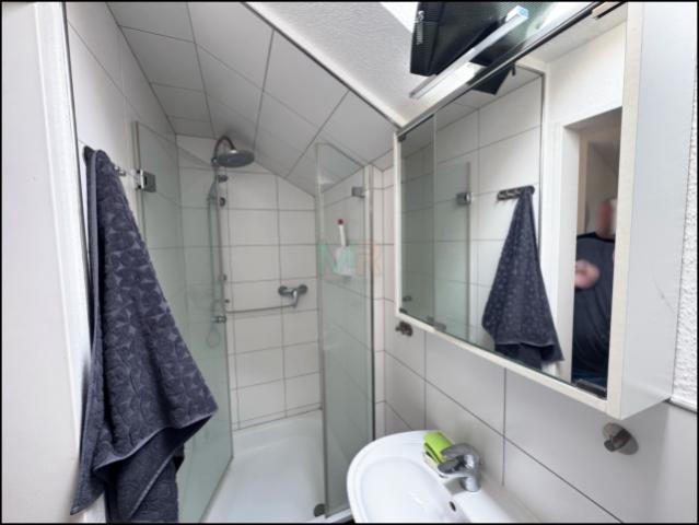 DG Badezimmer, 2