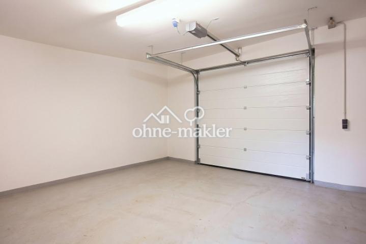 Doppelgarage mit Abstellraum