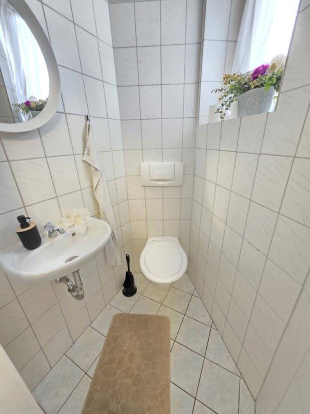 Gäste-WC / EG