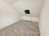 Schlafzimmer Nebenraum DG