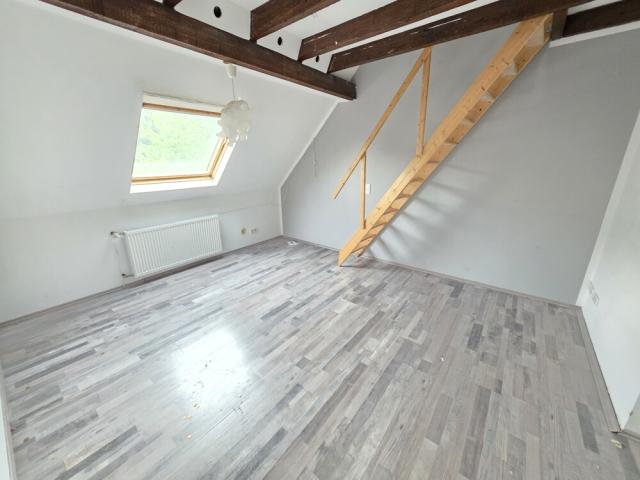 Schlafzimmer / DG