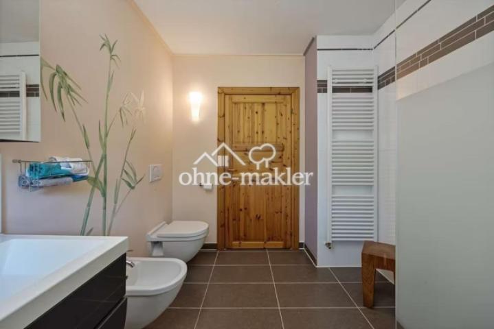 Badezimmer EG