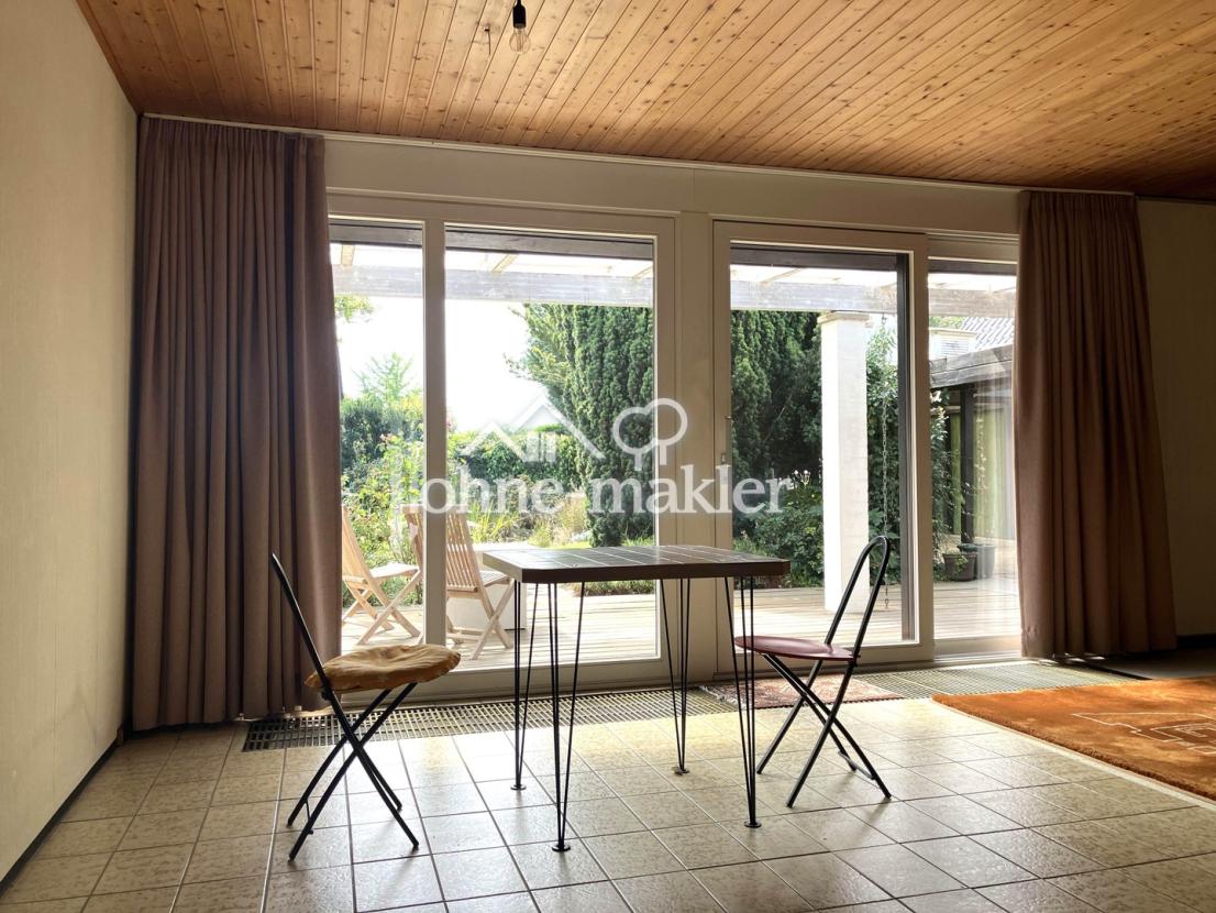 Wohnraum mit Gartenblick