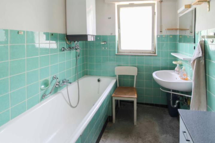 Badezimmer EG