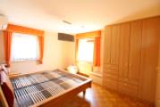 5 Schlafzimmer 2 EG