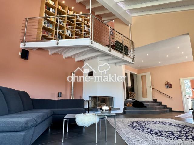 Wohnzimmer mit Galerie