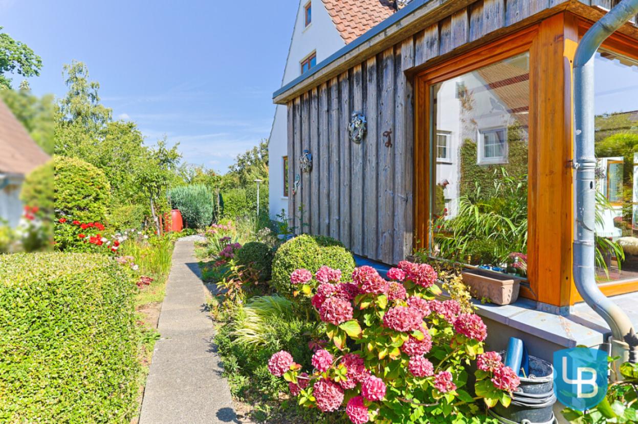 Weg in den Vorgarten