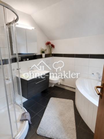 Badezimmer; 1.OG