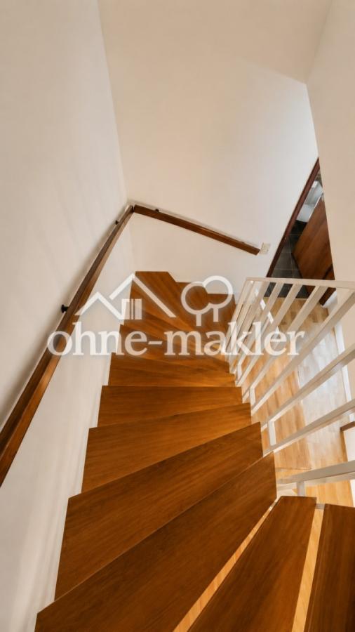 Treppe; DG-1.OG