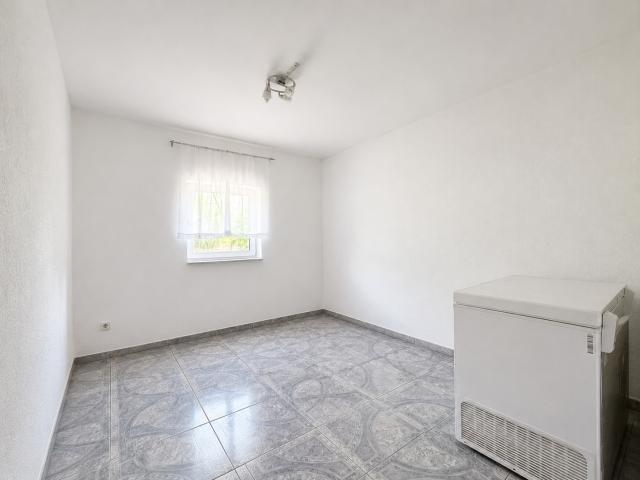 Zimmer UG R