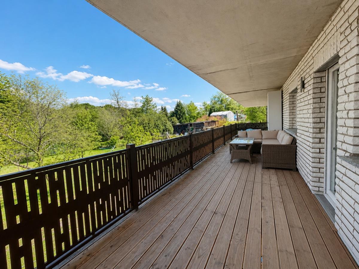 Balkon OG L