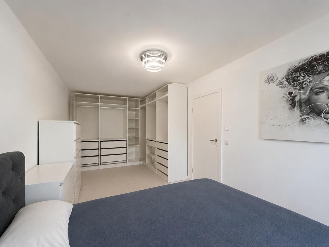 Schlafzimmer L