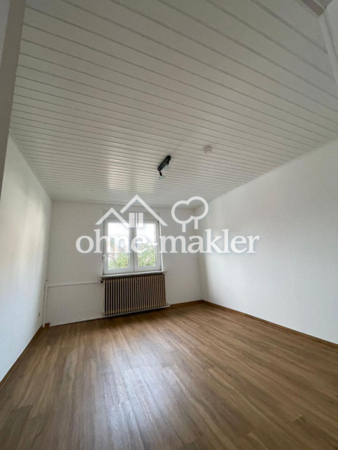 Schlafzimmer / Büro 2