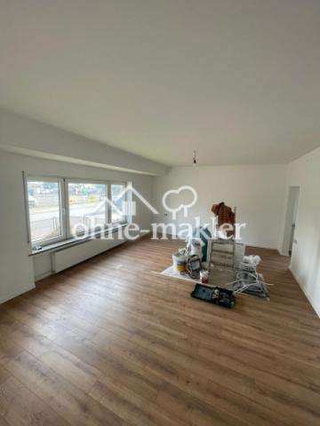 Wohnzimmer 1 / großes Zimmer