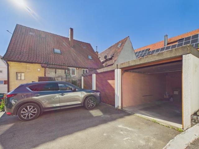 3 Garagenstellplätze