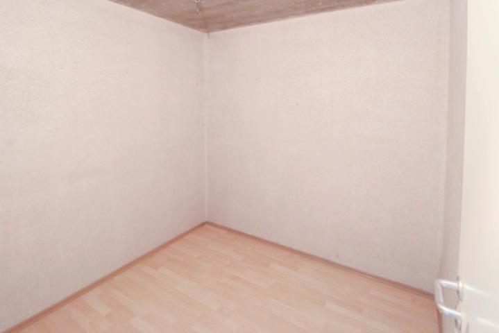 Freies Zimmer UG