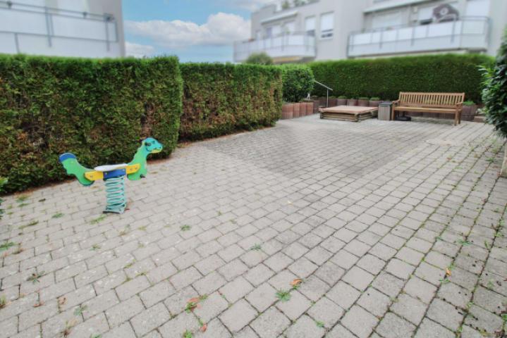 Spielplatz am Haus